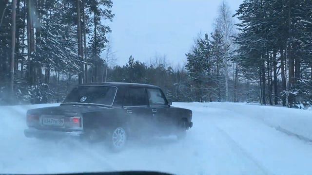 ВАЗ 2107, ДРИФТ НА ОГРОМНОЙ СКОРОСТИ! смотреть онлайн