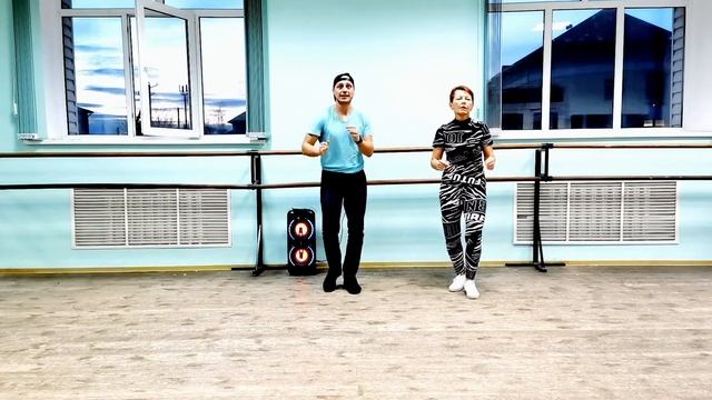 Bachata/Бачата. Взрослое поколение/танцы онлайн смотреть онлайн