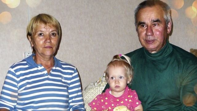 С ЗОЛОТОЙ СВАДЬБОЙ, ГАЙНЕТДИН И ФАВЗИЯ! - исп. Юрий Давыдов (МУЗЫКАЛЬНО-ПОЗДРАВИТЕЛЬНОЕ БЮРО) смотреть онлайн