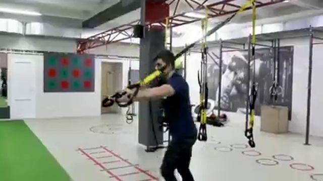 Power Zone, фитнес-клуб смотреть онлайн