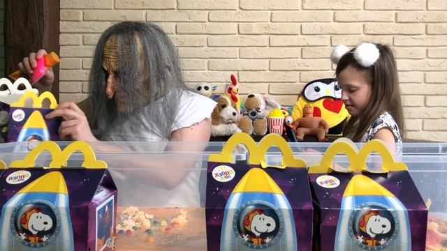 не выбирай ХЕППИ МИЛ СЛАЙМ ЧЕЛЛЕНДЖ лизун из случайных ингредиентов /Happy Meal Slime Challenge/ DI смотреть онлайн