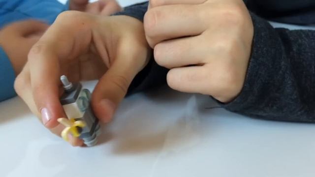 [J-17] Calendriers de l'Avent Lego Star Wars, les Minions, la Reine des Neiges et Angry Birds ! смотреть онлайн