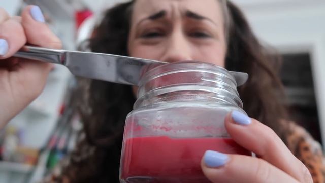 1000 DEGREE KNIFE CUTTING CHALLENGE!!! смотреть онлайн