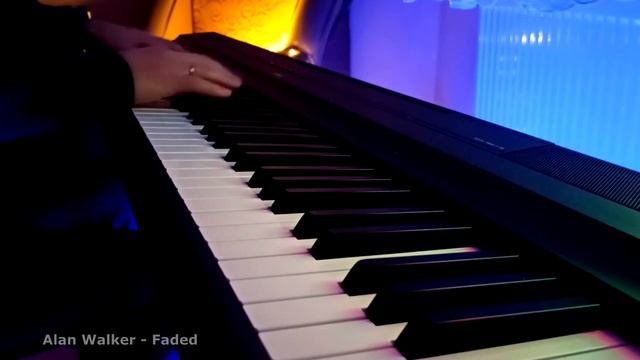 5 популярних мелодії на піаніно (5 popular melodies on the piano) смотреть онлайн