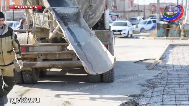 В Махачкале прошел масштабный субботник смотреть онлайн