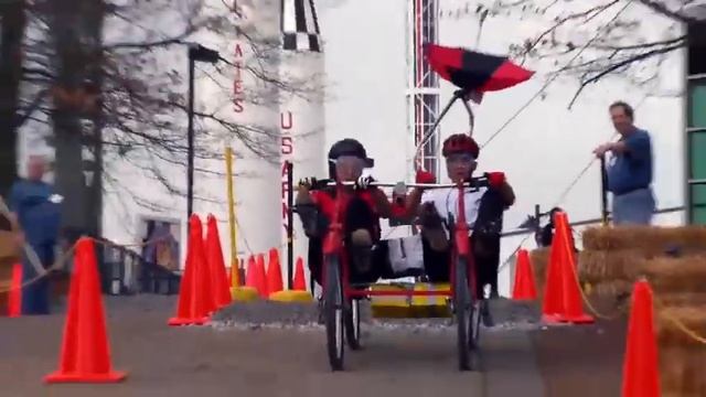 NE@The Great Moonbuggy Race смотреть онлайн