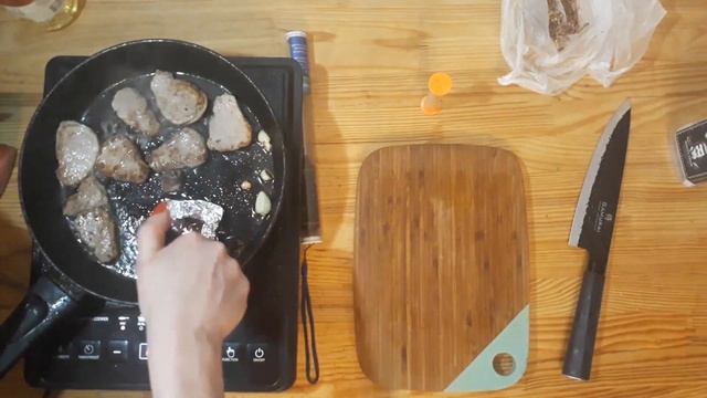 Настоящий шашлык на сковородке с запахом костра! Карантинный вариант, от настоящего не отличишь. смотреть онлайн