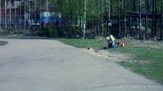 Scooter Racing Crash Video смотреть онлайн