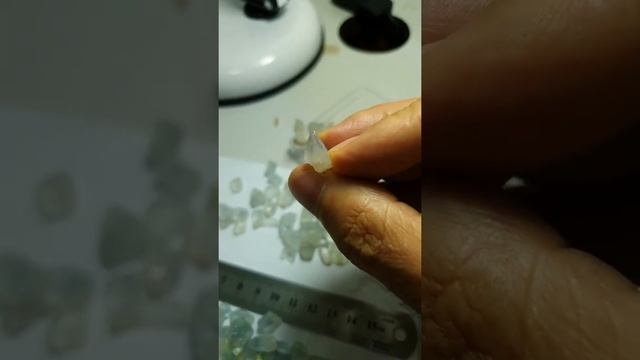 Euclase with blue inclusion belt. New find in Brazil. #euclase #mineralcollection #mineralogy смотреть онлайн