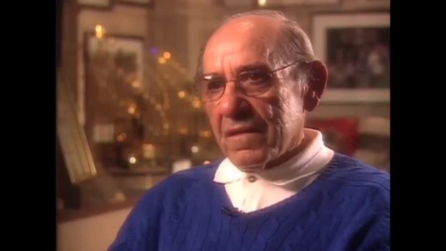 Yogi Berra talks about his famous Yogi-isms смотреть онлайн