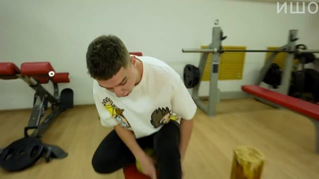 Муд Влад А4 демотиватор (А4 стал Каратистом) смотреть онлайн