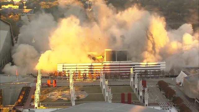 Watch the Georgia Dome's implosion смотреть онлайн