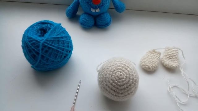 Вязаные детали игрушки Смешарика Кроша.Ч.1 смотреть онлайн