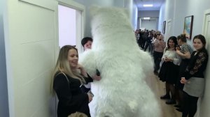 Поздравление с 8 марта белый медведь