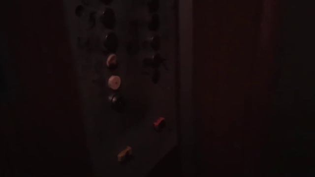 (П-44) Лифты КМЗ, раб. с 1986 г., V=1 м/с, г/п 320, 500 кг смотреть онлайн