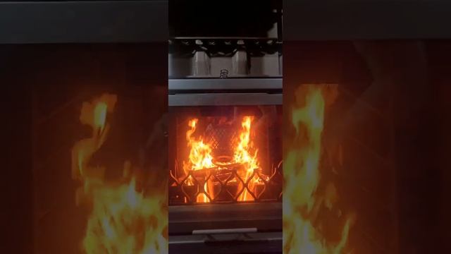 газ и дрова вместе, В ОДНОМ МЕСТЕ! смотреть онлайн