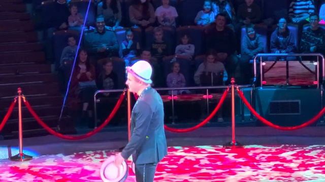 "Шоу Воды, Огня и Света!" Ярославль 07.01.2022 смотреть онлайн