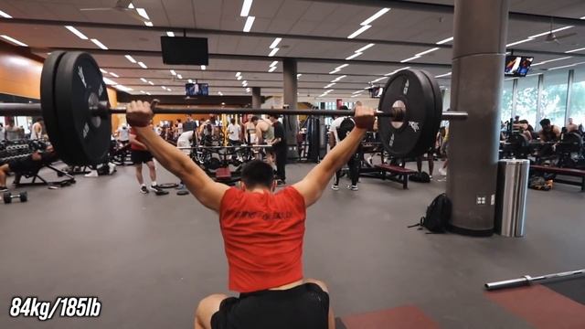 OLYMPIC WEIGHTLIFTER TEARS UP ARIZONA STATE UNIVERSITY'S COMMERCIAL GYM смотреть онлайн