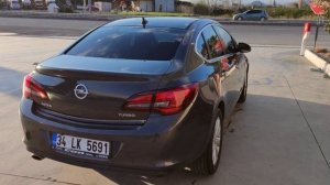 Opel Astra 1.4 turbo cosmo sedan