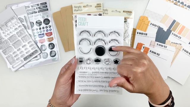 Traveler's Notebook Layout 2020 | Feed Your Craft DT Thankful 30 Kit смотреть онлайн