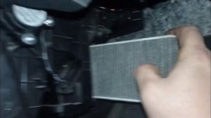 замена фильтра салона Peugeot 301 Citroen C-elysee