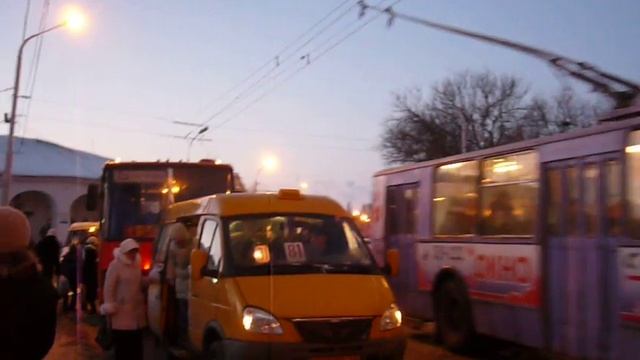 Икарус-280 Кострома #102 (в ПАТП-1 #295) / Троллейбус ЗиУ-682Г #09 смотреть онлайн