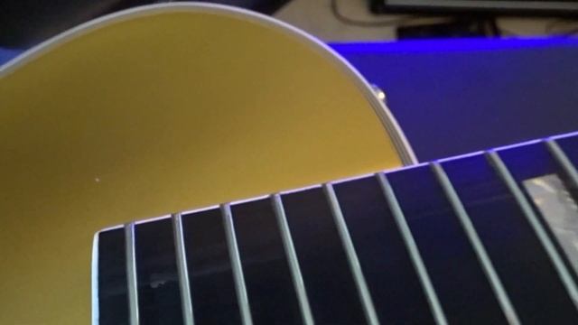 This Guitar ROCKS! | Epiphone Gold Glory Review смотреть онлайн
