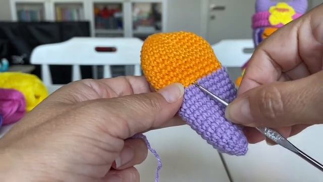 Amigurumi SANDY Yapılışı Brawl Stars -1 | 45 LANGUAGES SUBTITLES ON смотреть онлайн
