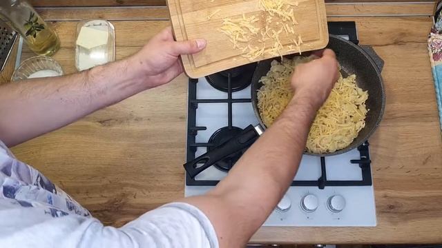 Макароны с сыром и сахаром! Рецепт на завтрак. Детское меню! смотреть онлайн
