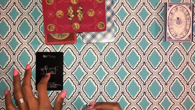 Taylor Swift & Karli Kloss 2020 | Tarot Reading смотреть онлайн