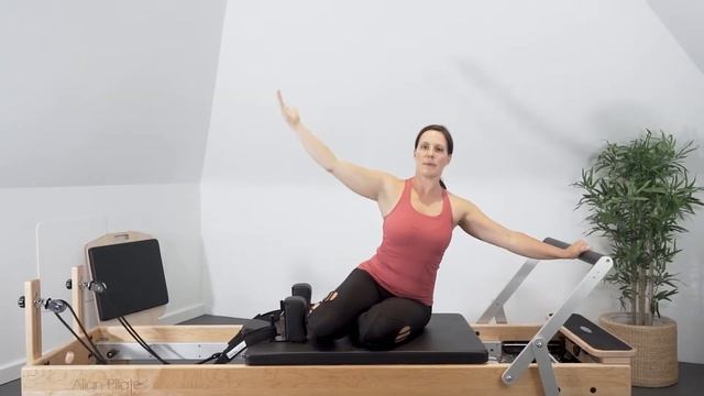 Mermaid Stretch Exercises - Pilates Reformer смотреть онлайн