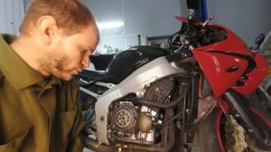 Kawasaki ZX6R ninja замена выжимного подшипника сцепления.mp4