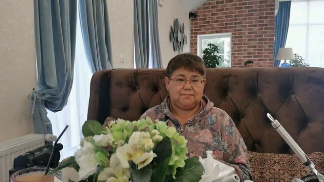 Хейтерша обещала в гости приехать смотреть онлайн