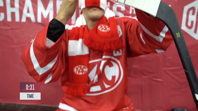 Blindfolded Sticktaping | Manuel Ganahl (KAC Klagenfurt) смотреть онлайн