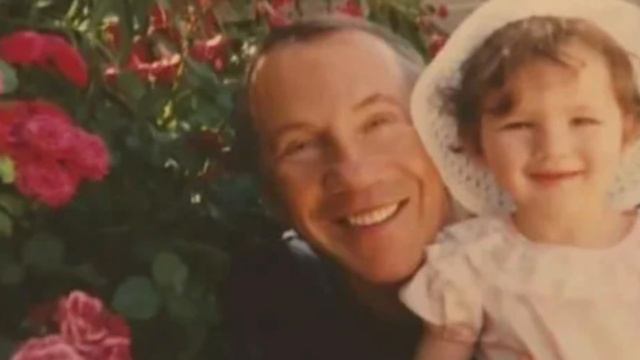 Очень похожа на Савелия! Единственная дочь Крамарова счастлива в браке: не вспоминает о своем отце смотреть онлайн