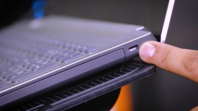 Unboxing Review Laptop Lenovo 320 15IKB 8va generacion смотреть онлайн