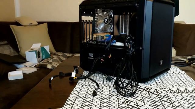 Składanie komputera Mini ITX w obudowie typu CUBE i5 3470 GTX 960 смотреть онлайн