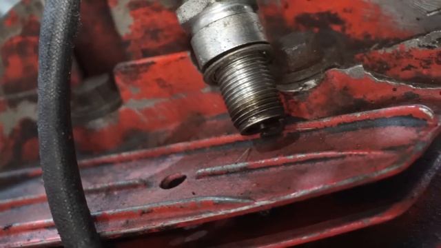 $200 Barn Find Honda CR80 Dirt Bike (Rare 1980's) смотреть онлайн