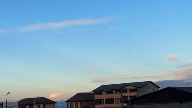 Лунные лучи видны днем. 27.12.23 время 7ч.50 смотреть онлайн