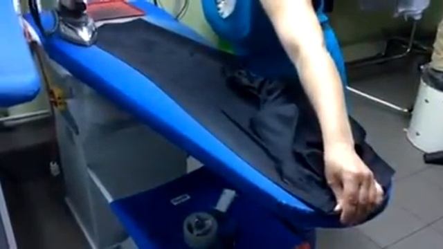 Тонкие и острые стрелки на брюках: секрет мастерства аквачистки «Марья» смотреть онлайн