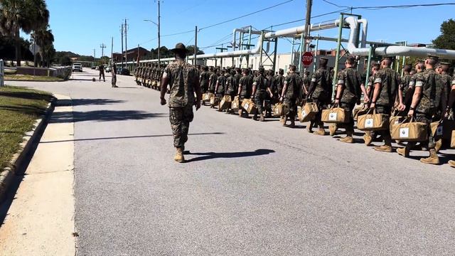 USMC Marching Cadence Parris Island SSgt Lambert смотреть онлайн