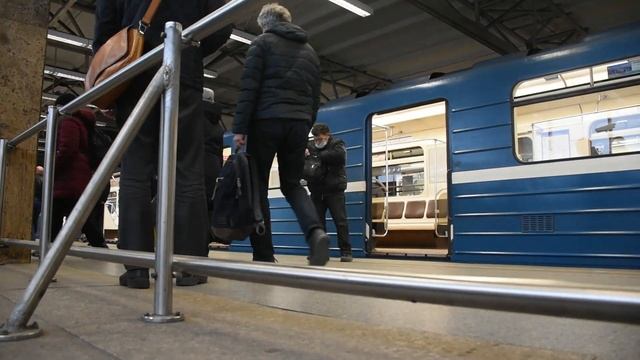 [D3500] Метропоезд "Номерной" (81-717/714.5) №234 смотреть онлайн