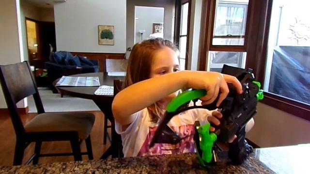 Laser Arrow Battle Set смотреть онлайн