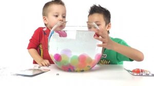 АКУЛА в Аквариуме с РОБОРЫБКАМИ Игры Для Детей РОБОФИШ обзор Robofish game for kids Unboxing toys