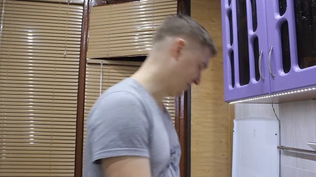 Заливной пирог. Пирог с рыбной консервой - простой рецепт. смотреть онлайн