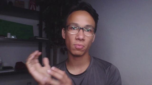 I Got A Laptop! смотреть онлайн