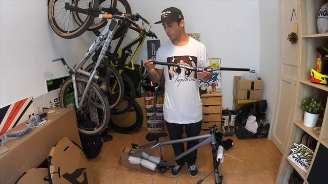 UNBOXING YT INDUSTRIES DIRT LOVE (ENGLISH SUB) // THE BEST DIRT JUMP BIKE ? - Bienvenido Aguado смотреть онлайн