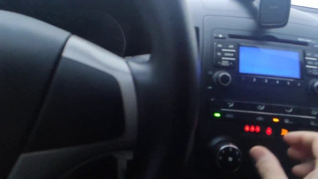 Холодний запуск Hyundai i30 2010 1.6 crdi cold start diesel смотреть онлайн