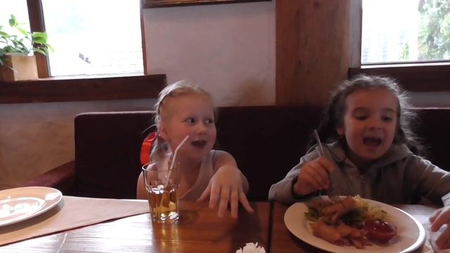 Голосята. Ты моя Россия. Неожиданное выступление в ресторане Русская Рыбалка в Комарово смотреть онлайн