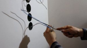 Как установить 3 розетки и выключатель вместе?